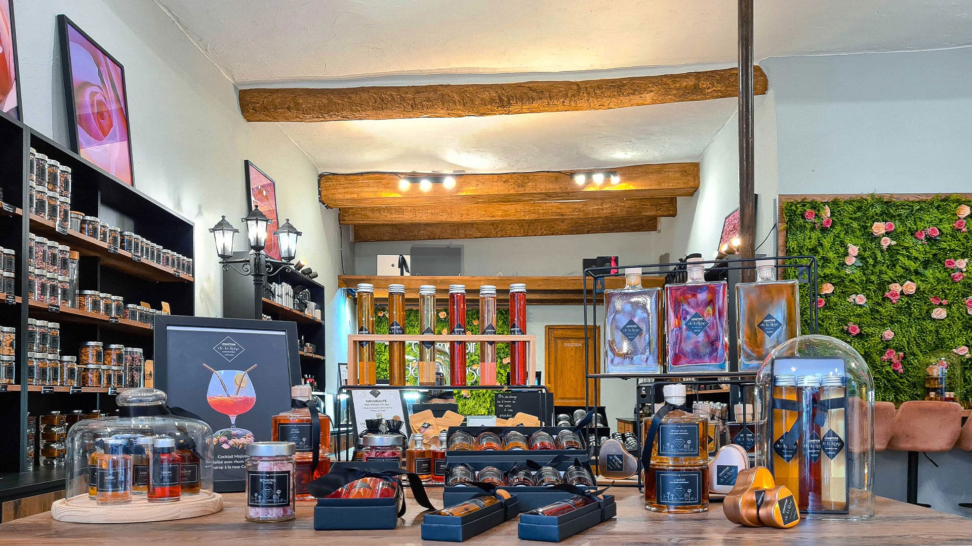 Prise photo et retouches - produits magasin de Nice du Comptoir de la Rose par Pierre Fayard