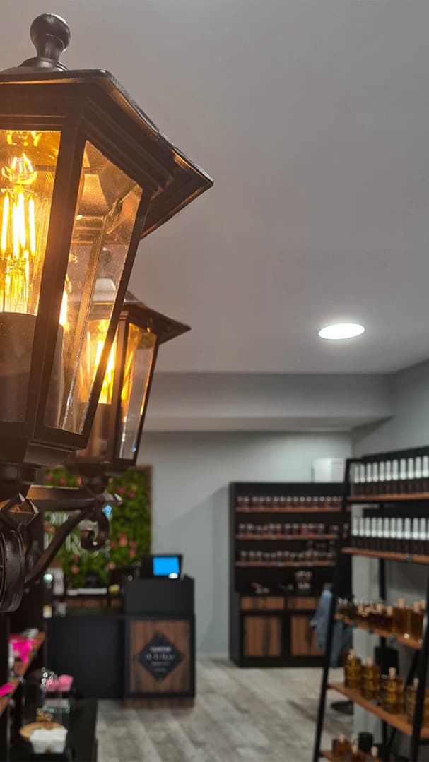 Prise photo et retouches - intérieur magasin Cannes du Comptoir de la Rose par Pierre Fayard